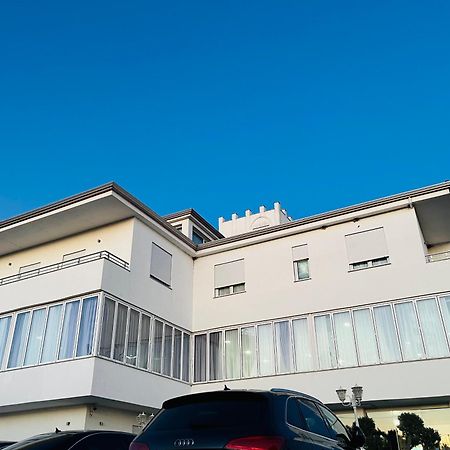 Hotel Kodra E Godenve Vile-Ballaj Exteriér fotografie
