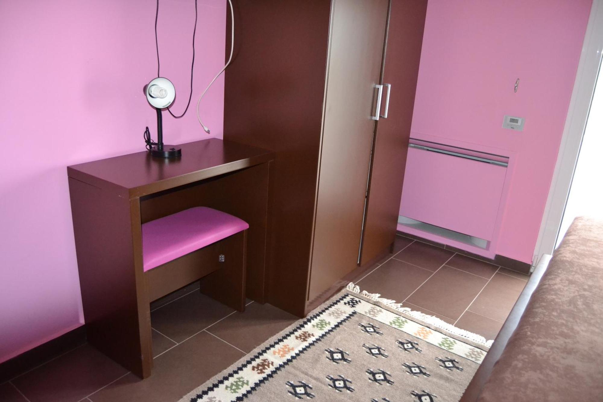 Hotel Kodra E Godenve Vile-Ballaj Pokoj fotografie